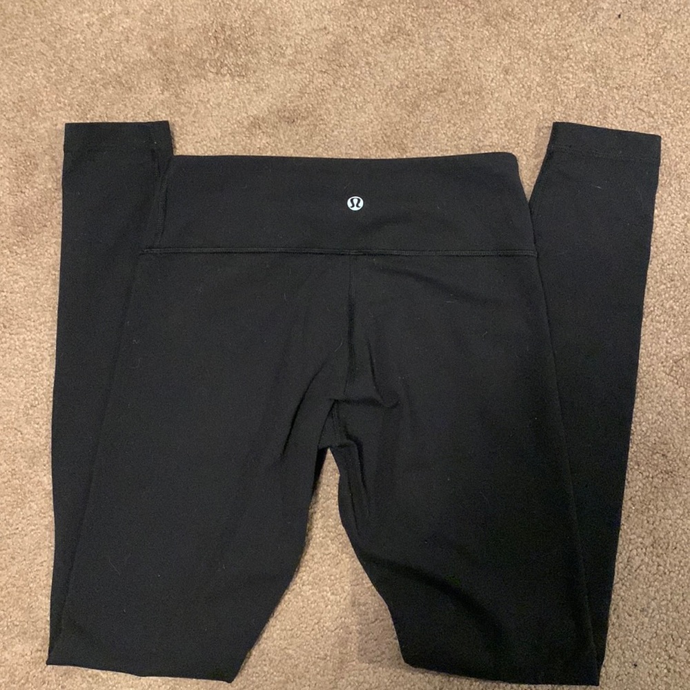 Black Lululemon leggings, size 4